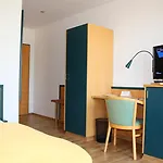 Am Quellberg 3*