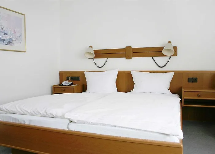 Hotel Am Quellberg 3*